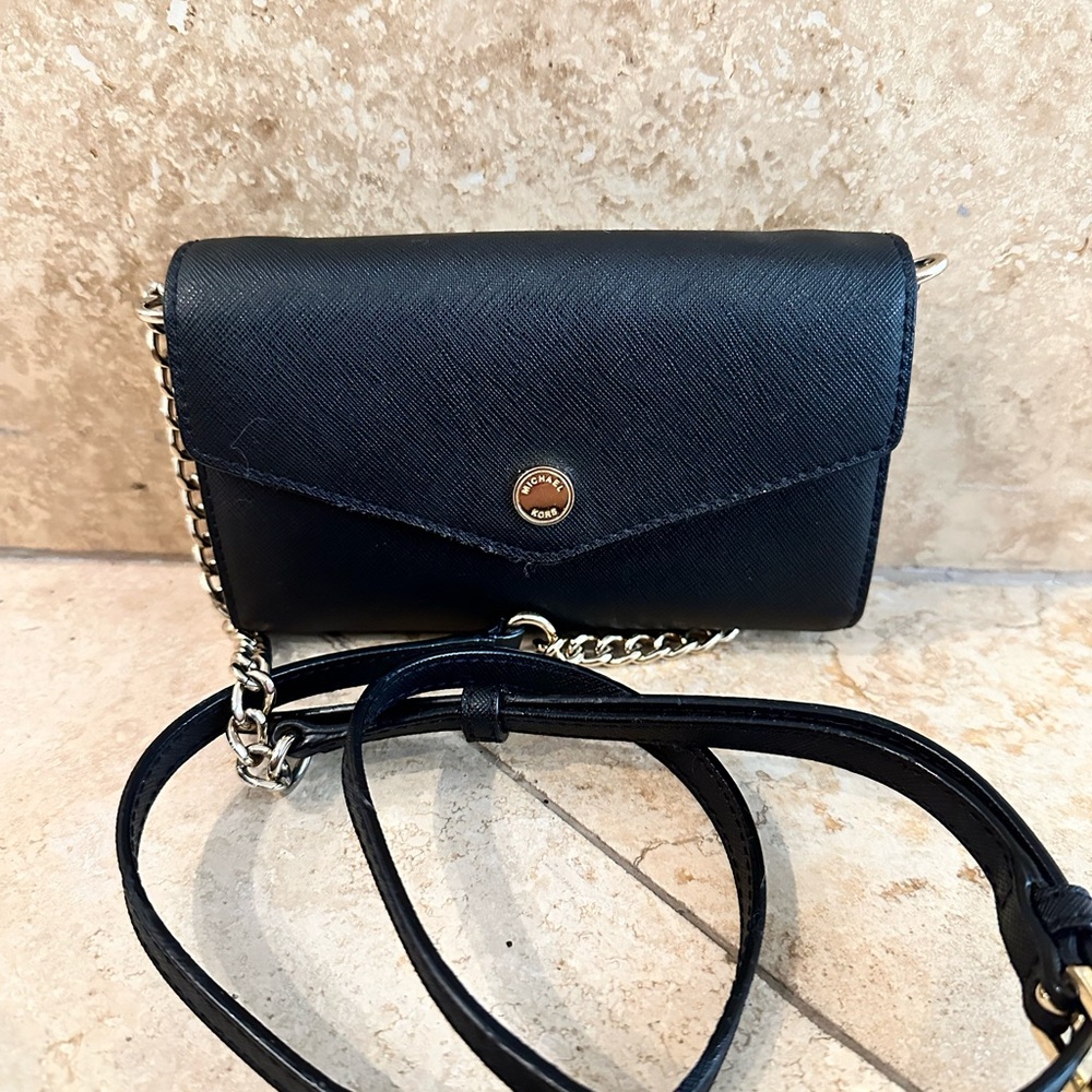 Micheal Kors purse